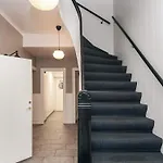 4 Person In Σπίτι διακοπών Give
